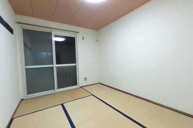サンハイツ小沢の居間写真