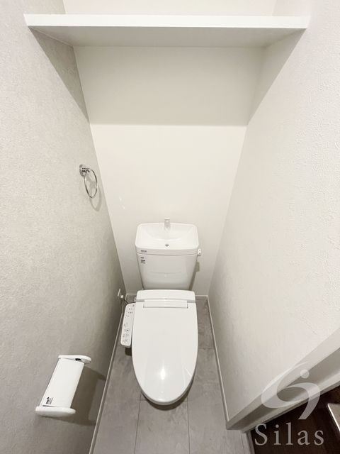 阪神電鉄阪神なんば線 出来島駅 徒歩3分 3階建 築1年のトイレ写真