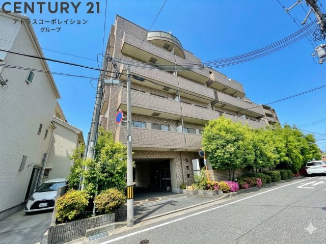建物外観　オートロック付きで安心です♪