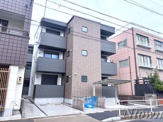 建物外観　外観は落ち着いています