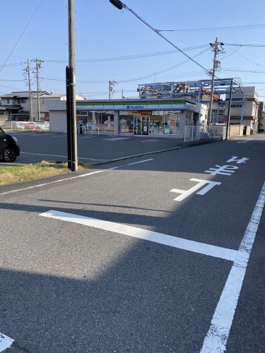 コンビニ　ファミリーマート 昭和橋通二丁目店（コンビニ）まで349m