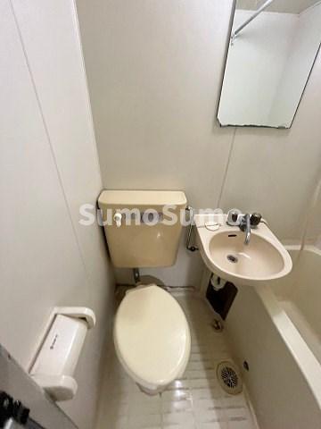 トイレ　清潔感のあるトイレです