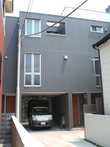 建物外観　代々木公園至近　緑豊かな住環境