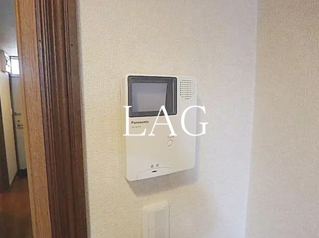 セキュリティ　モニター付きインターホンになります。