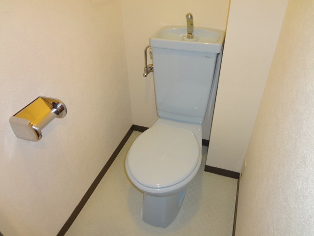 トイレ　シンプルで使いやすいトイレです