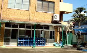 幼稚園・保育園　東駒形保育園（幼稚園・保育園）まで100m