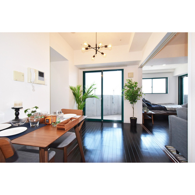 Gramercy Shiromi-doriの居間写真