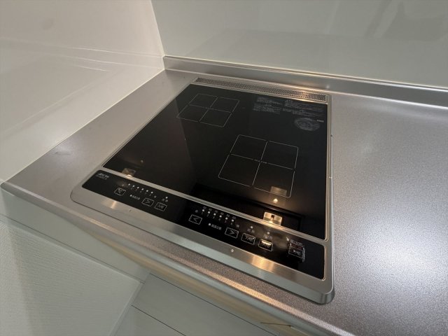 キッチン　2口IHコンロのキッチン