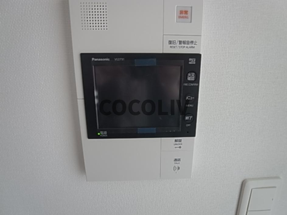セキュリティ　同物件別部屋写真