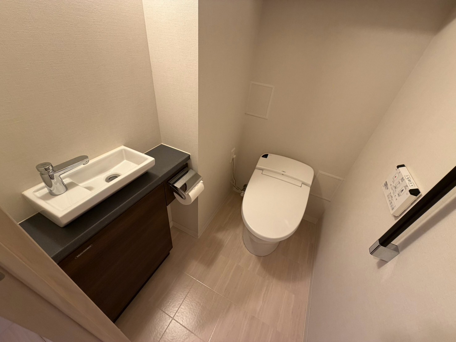 クレアホームズ札幌大通東エスシードのトイレ写真