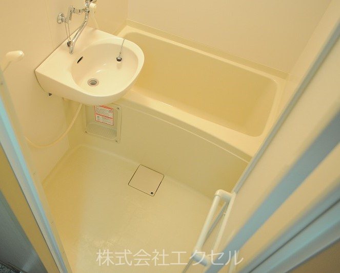 バス・シャワールーム　同等タイプのイメージ写真です。