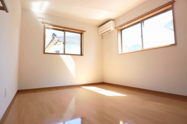 その他部屋・スペース　２階の洋室です！