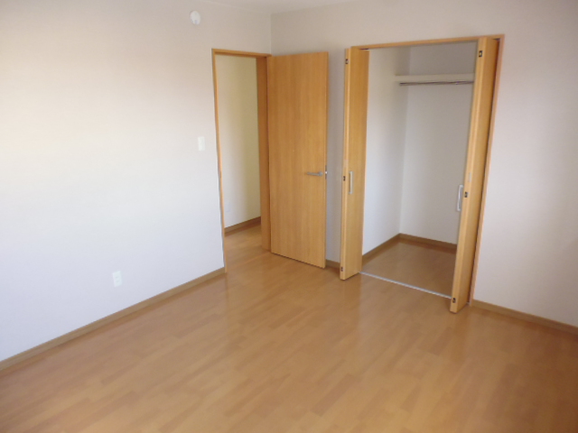 その他部屋・スペース　２階の洋室です♪