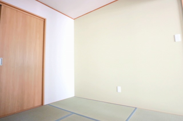 その他部屋・スペース　和室のスペースも居心地いです♪