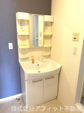 洗面設備　洗髪洗面化粧台