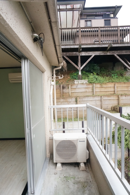バルコニー　バルコニー付！お天気のいい日は洗濯物も気持ちよく干せますね！