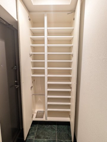 玄関　参考写真