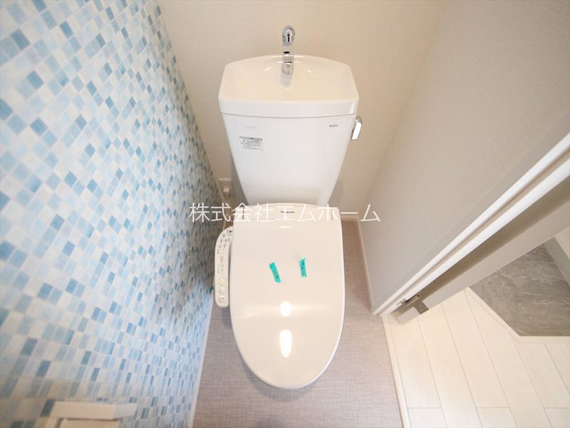 トイレ　温水洗浄暖房便座付トイレ