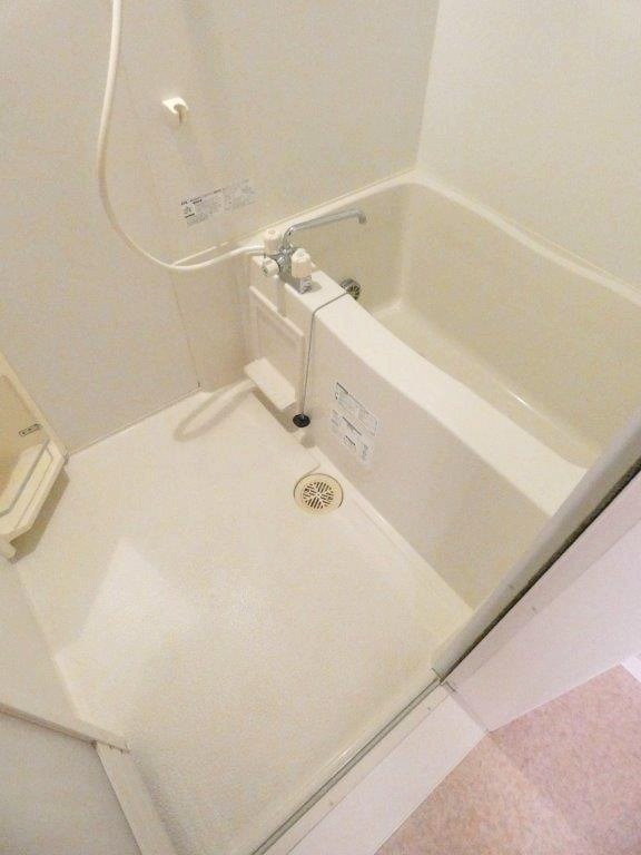 バス・シャワールーム　図面と現状に相違がある場合には現状を優先