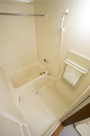 バス・シャワールーム　※同タイプの写真です。