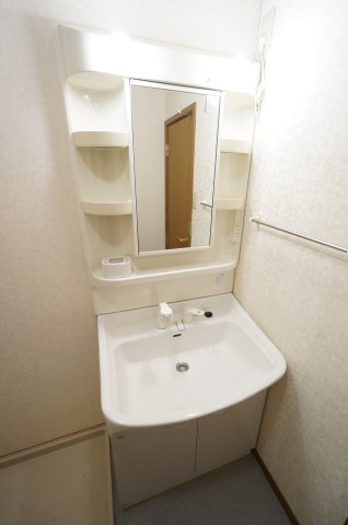 洗面設備　※同タイプの写真です。