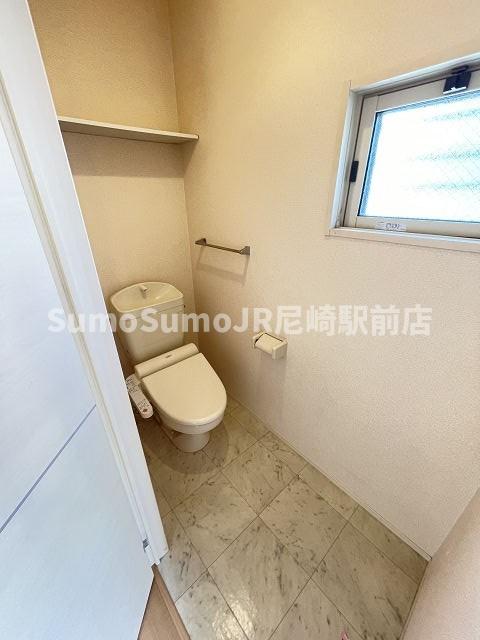 トイレ　トイレもきれいです