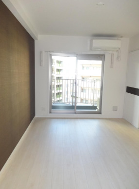 居室・リビング　こちらのリビングで趣味の時間をお楽しみください