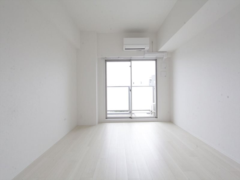 その他部屋・スペース　洋室7.0帖　エアコン完備　バルコニーに面しています