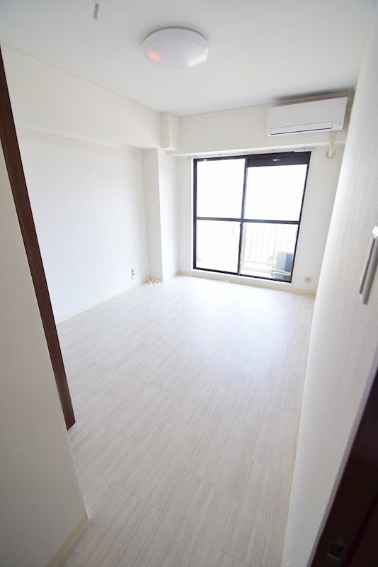 居室・リビング　※別部屋参考写真※