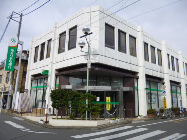 銀行　埼玉りそな銀行（銀行）まで490m