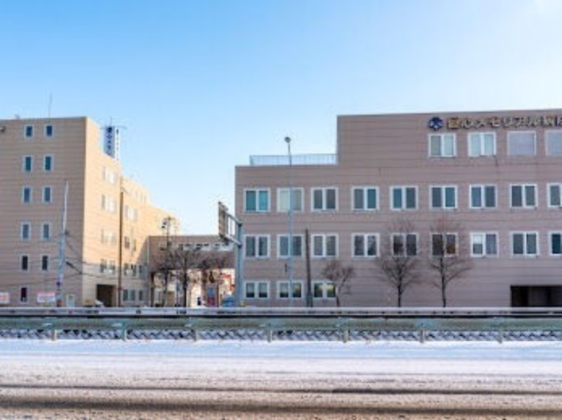 病院　社会医療法人社団愛心館愛心メモリアル病院（病院）まで918m