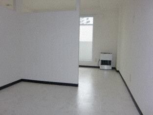 居室・リビング　※写真は別号室です。