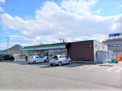 コンビニ　ファミリーマート国分店さん（コンビニ）まで400m