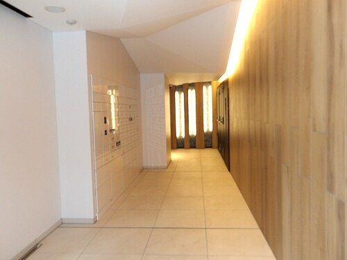 その他　宅配ＢＯＸ、内廊下　※2025年4月撮影