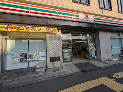 コンビニ　セブンイレブン 足立中居郵便局前店（コンビニ）まで107m