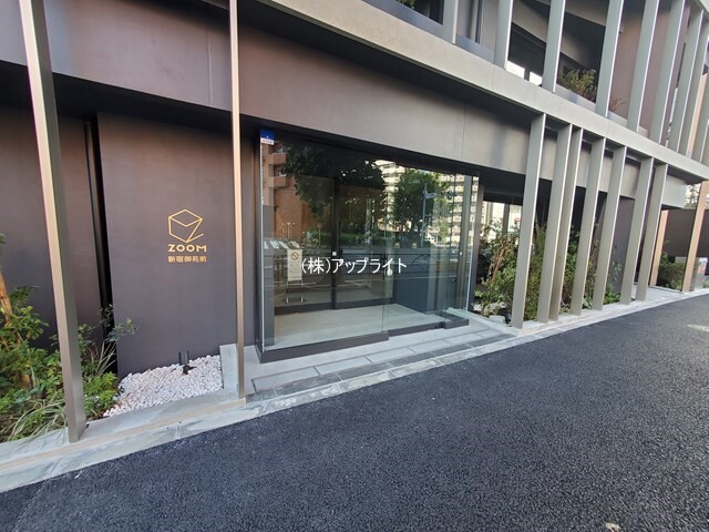 エントランス　オートロック付き