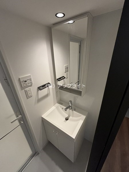 洗面設備　独立洗面台