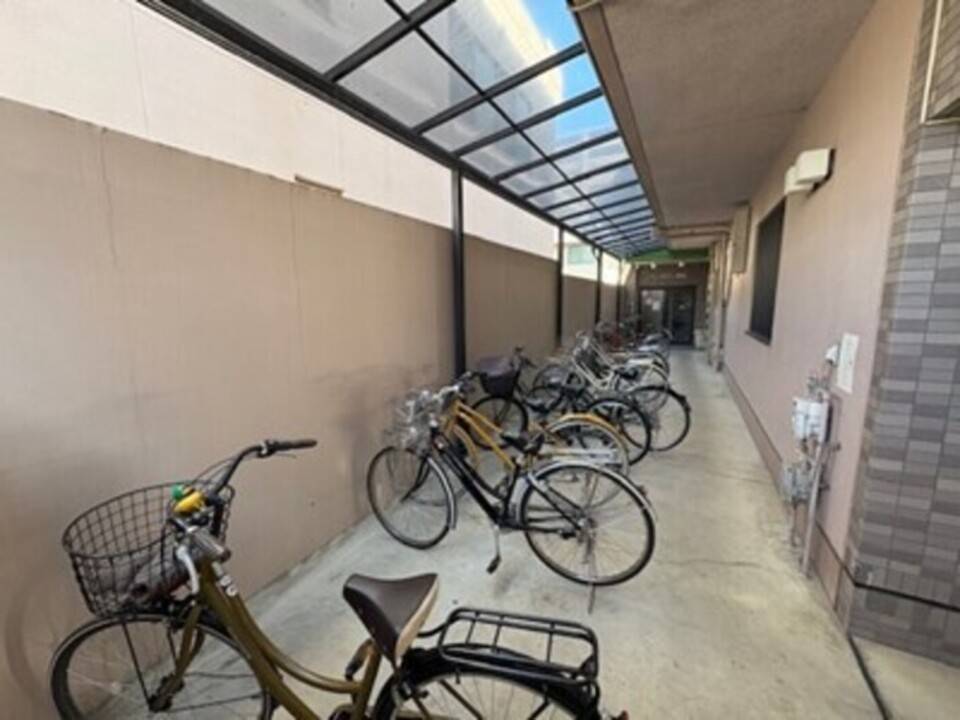 駐車場　駐輪場