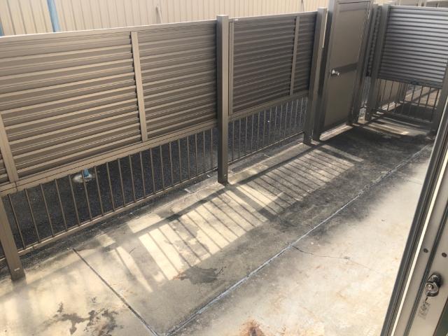 バルコニー　専用庭