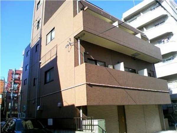 建物外観　立川駅徒歩5分の駅近物件です。