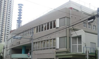 小学校　新宿区立牛込仲之小学校（小学校）まで346m