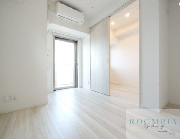 居室・リビング　※同タイプの別のお部屋です。