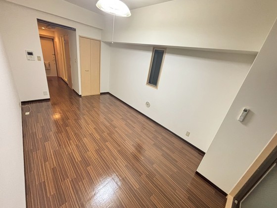 居室・リビング　※別部屋の写真です