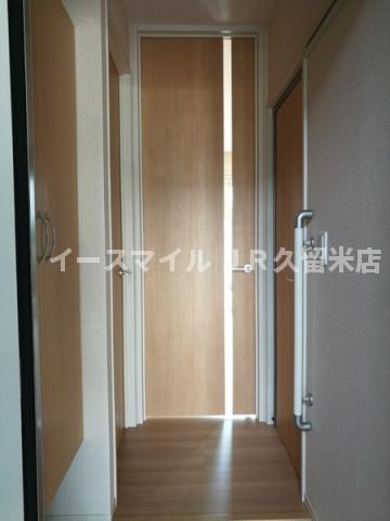 玄関　明るい玄関です　※同タイプイメージ画像