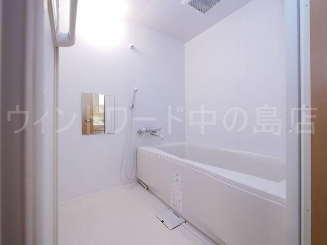 バス・シャワールーム　詳細は、ウィンドワード中の島までご相談下さい。