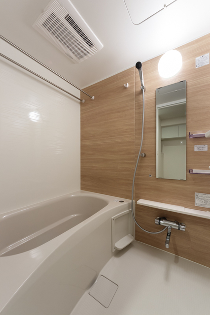 バス・シャワールーム　※写真は同タイプ住戸です。