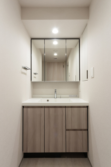 洗面設備　※写真は同タイプ住戸です。