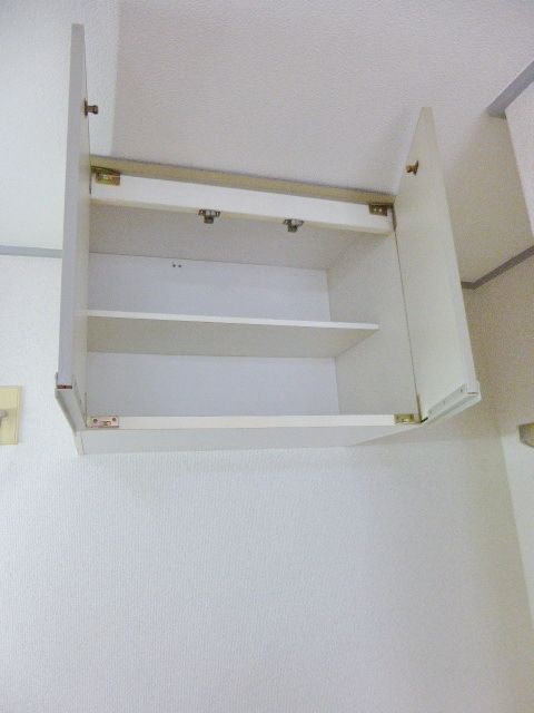 その他設備　★キッチン上部収納★