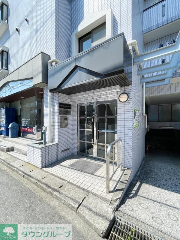 エントランス　エントランス