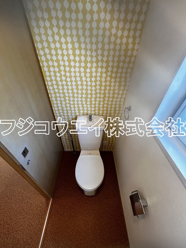 トイレ　別号室参考写真